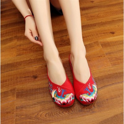 Ladies Casual Comfort Embroidery Shoes TT
